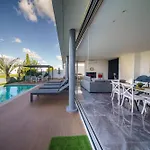 Villa Hubstay - The Royal Palace Lux Private Pool Protaras