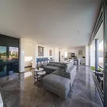Hubstay - The Royal Palace Lux Private Pool Villa