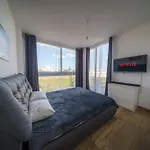 Hubstay - The Royal Palace Lux Private Pool Villa