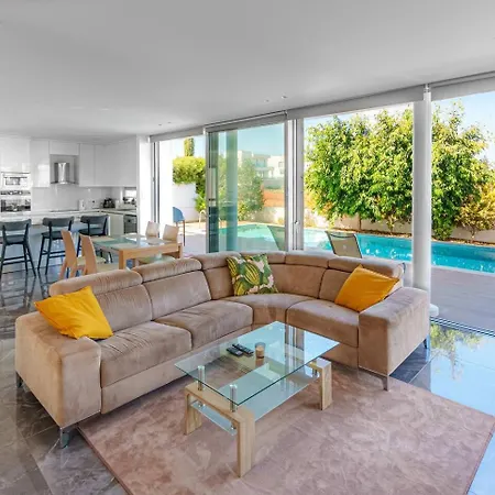 Willa Hubstay - The Royal Palace Lux Private Pool Protaras