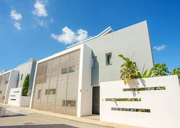 Вилла Hubstay - The Royal Palace Lux Private Pool