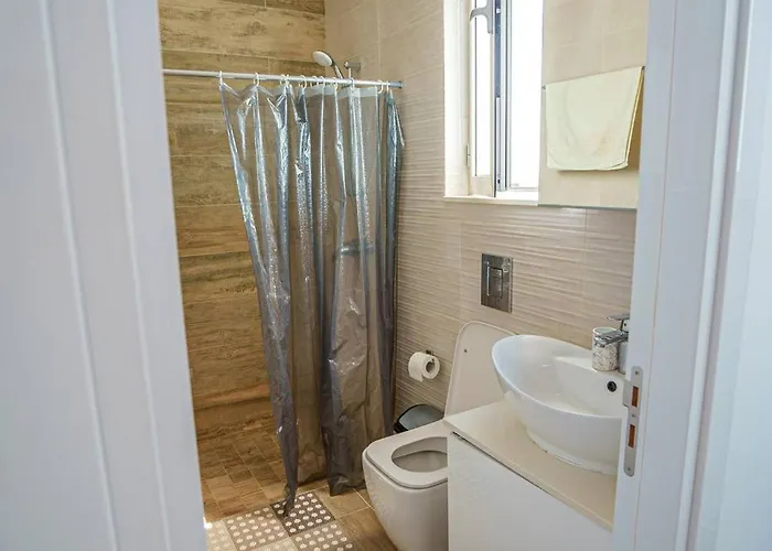 Hubstay - The Royal Palace Lux Private Pool * Протарас