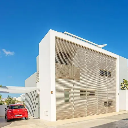 ヴィラ Hubstay - The Royal Palace Lux Private Pool