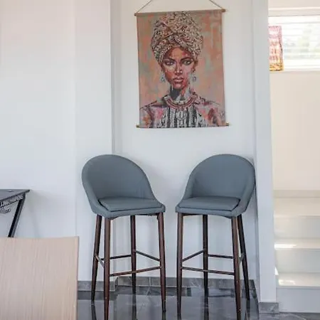 Hubstay - The Royal Palace Lux Private Pool