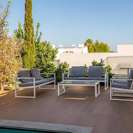 Hubstay - The Royal Palace Lux Private Pool ヴィラ