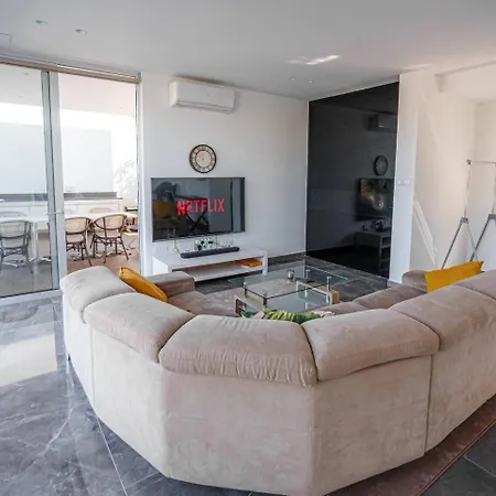 ヴィラ Hubstay - The Royal Palace Lux Private Pool