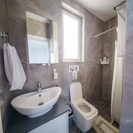 Hubstay - The Royal Palace Lux Private Pool *