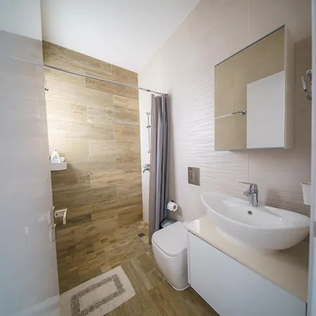 Hubstay - The Royal Palace Lux Private Pool فيلة